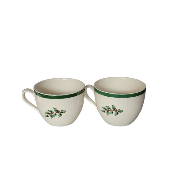 SPODE Christmas Tree Santa Coffee Tea Cups 6oz Set of 2 England VTG - Picture 2 of 15